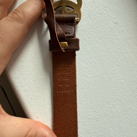 Gucci Brown Leather Belt with Gold Buckle - Picture 6 of 7